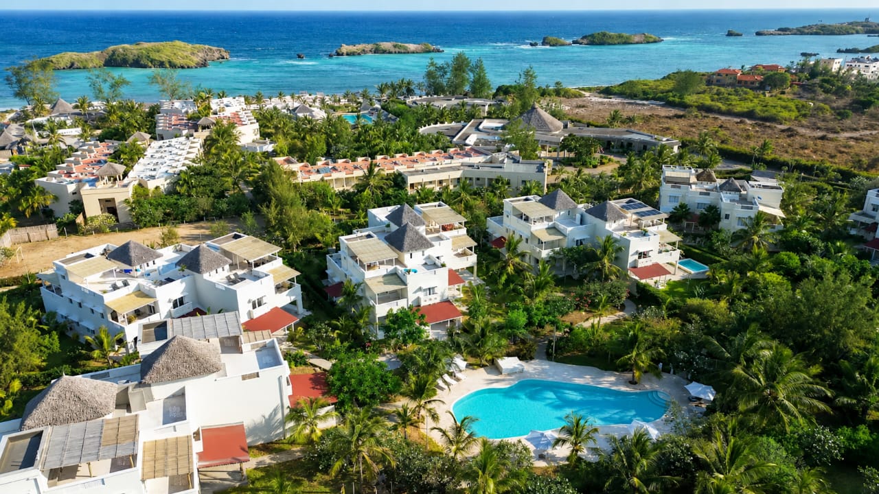 Gated community surrounding Villa Juliana