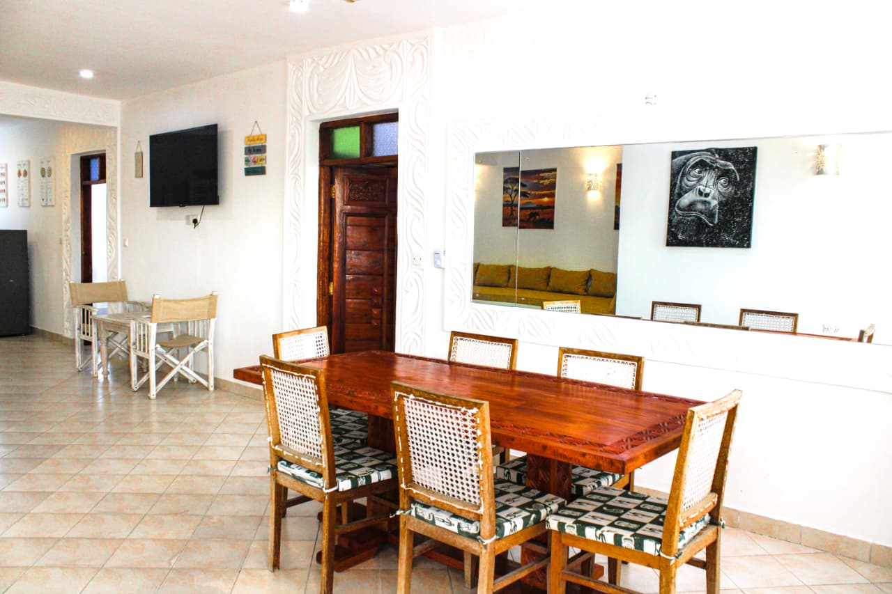 Comfortable living area at Daisy Apartment