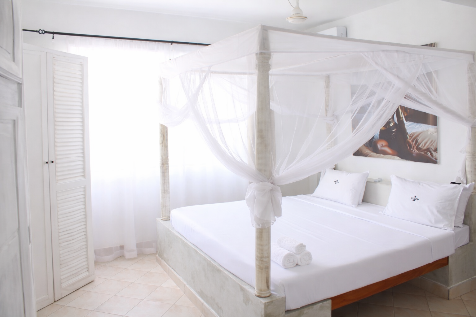 Lilies Apartment bedroom, Nyumba Maua Watamu